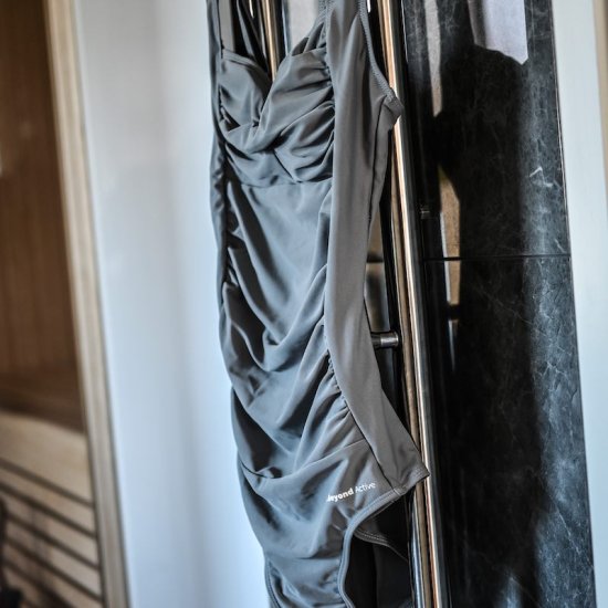 Formande baddräkt med Tummy Control - Klicka på bilden för att stänga