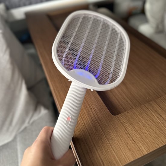 Elektrisk Insektsfälla med UV-ljus - Klicka på bilden för att stänga