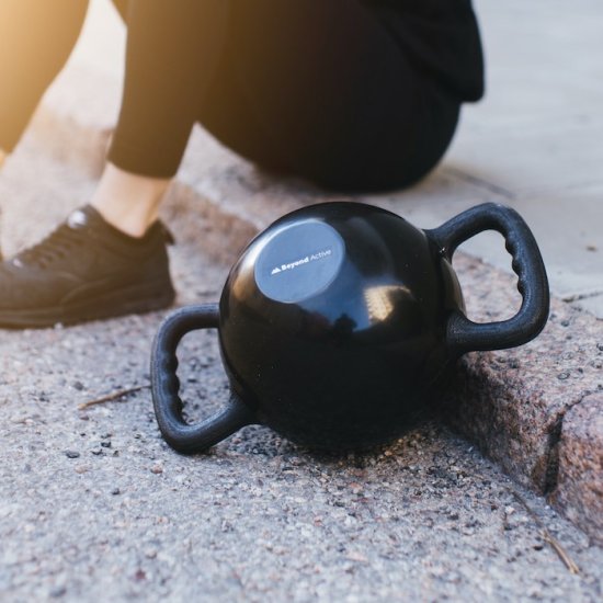 Water Kettlebell med dubbla handtag och justerbar vikt - Klicka på bilden för att stänga