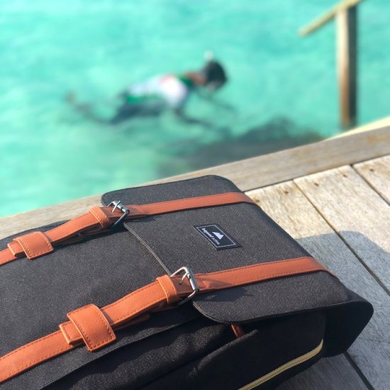 Ryggsäck med läderspännen - Active Backpack - Klicka på bilden för att stänga