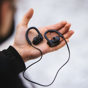 Trådlösa sporthörlurar med Bluetooth