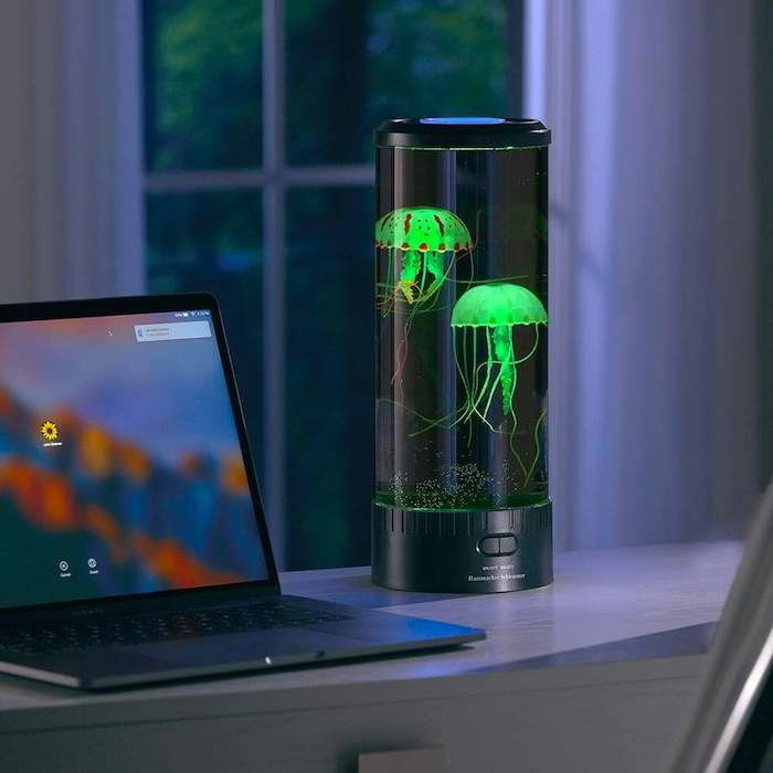 Manetlampa med effektfull LED-belysning