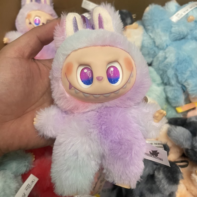 Monsters 3.0 - Vinyl Plysch