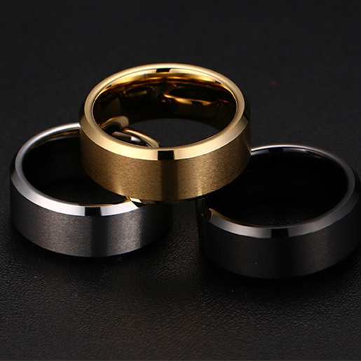 Minimalistisk ring i titanium - Klicka på bilden för att stänga